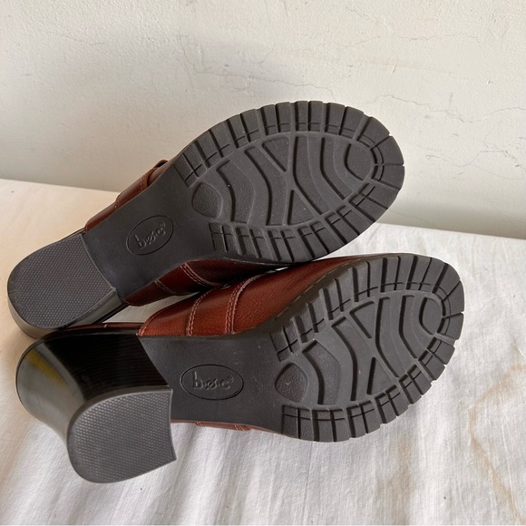 BOC Born Concept Buckle Clog Size 9 - Picture 12 of 16
